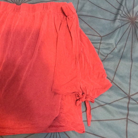 Off shoulder top - Picture 2 of 2